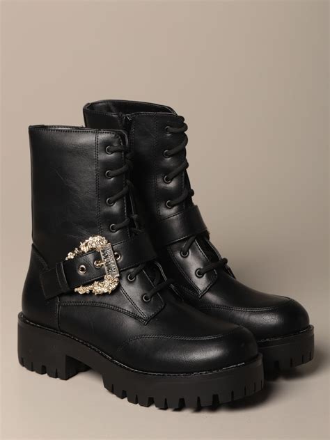 botas versace mujer 2022|Botas de Versace para mujer .